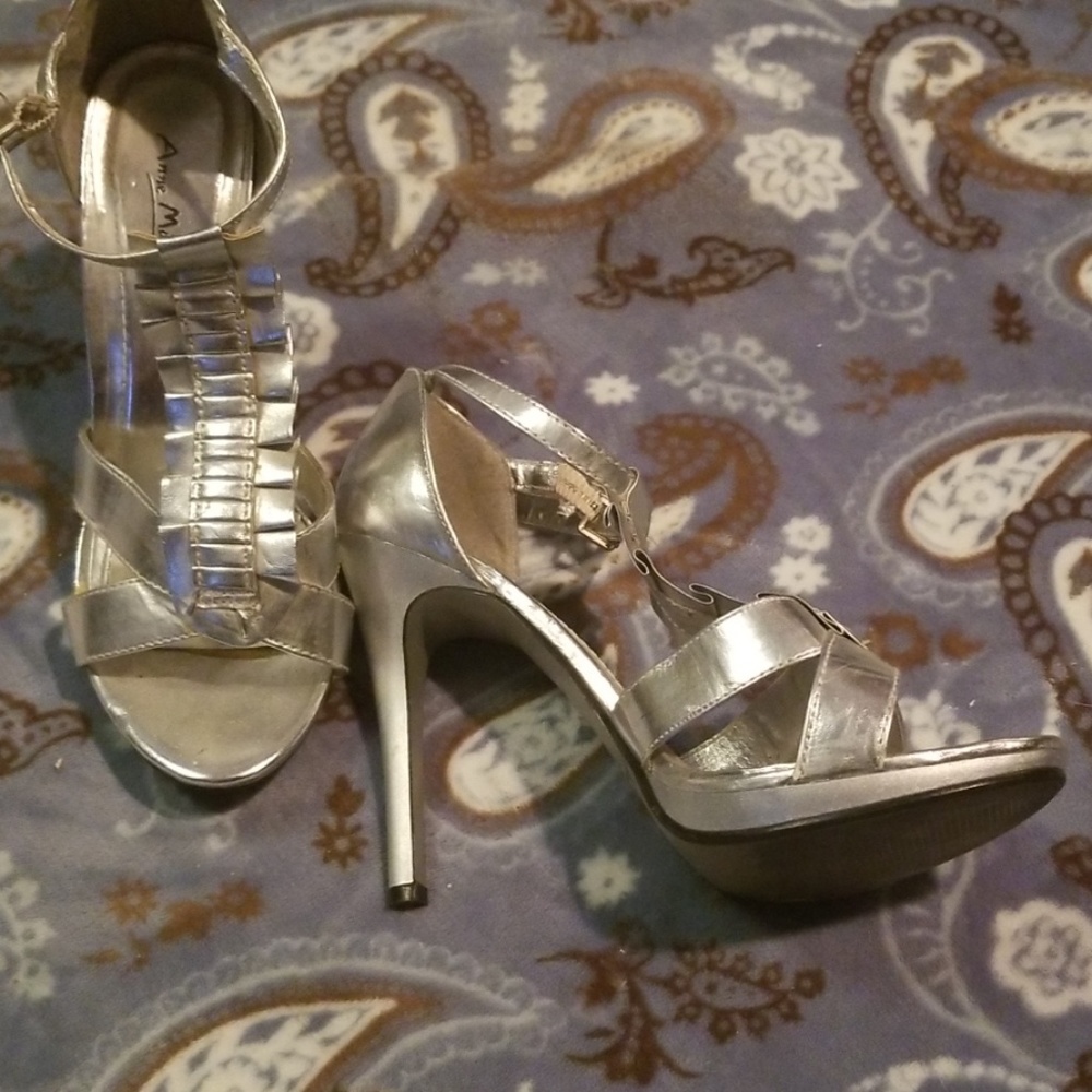 Anne Michelle Strappy Heels